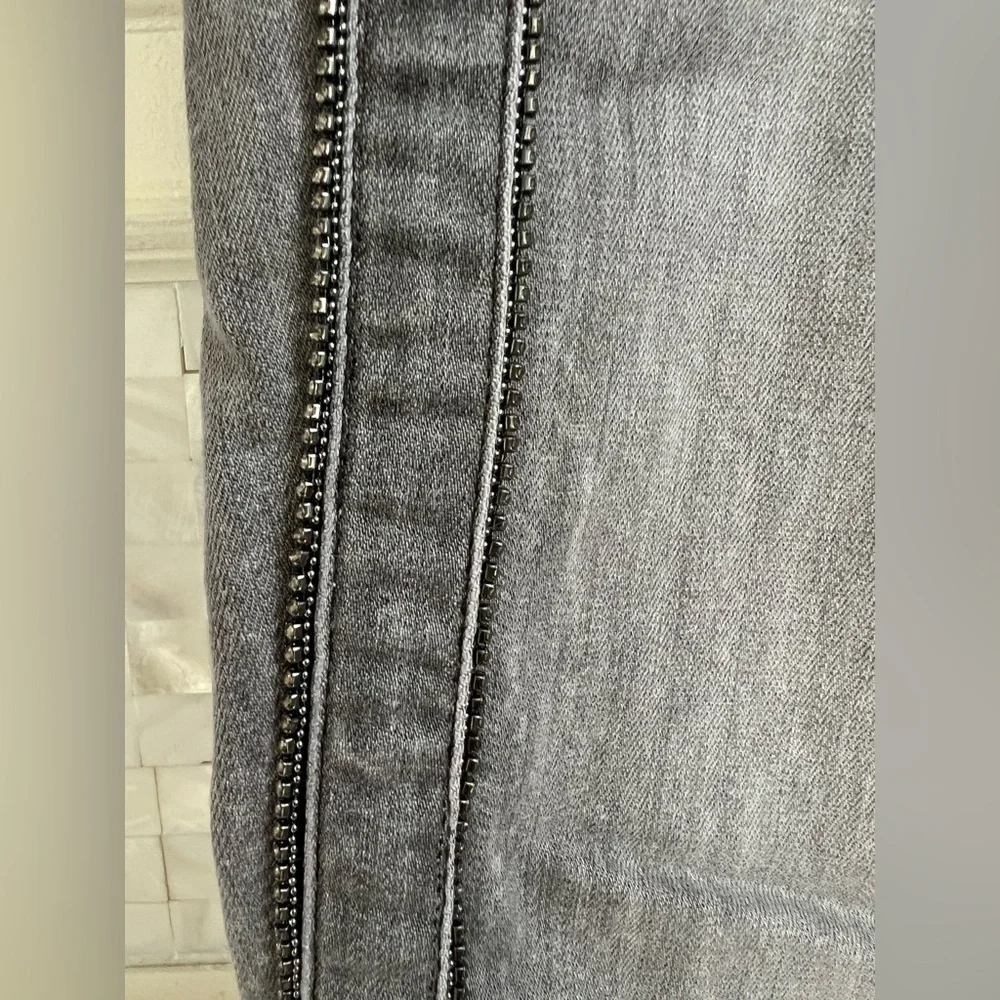 14s 14 short whbm straight embellished jeans gray side stripe beads cropped